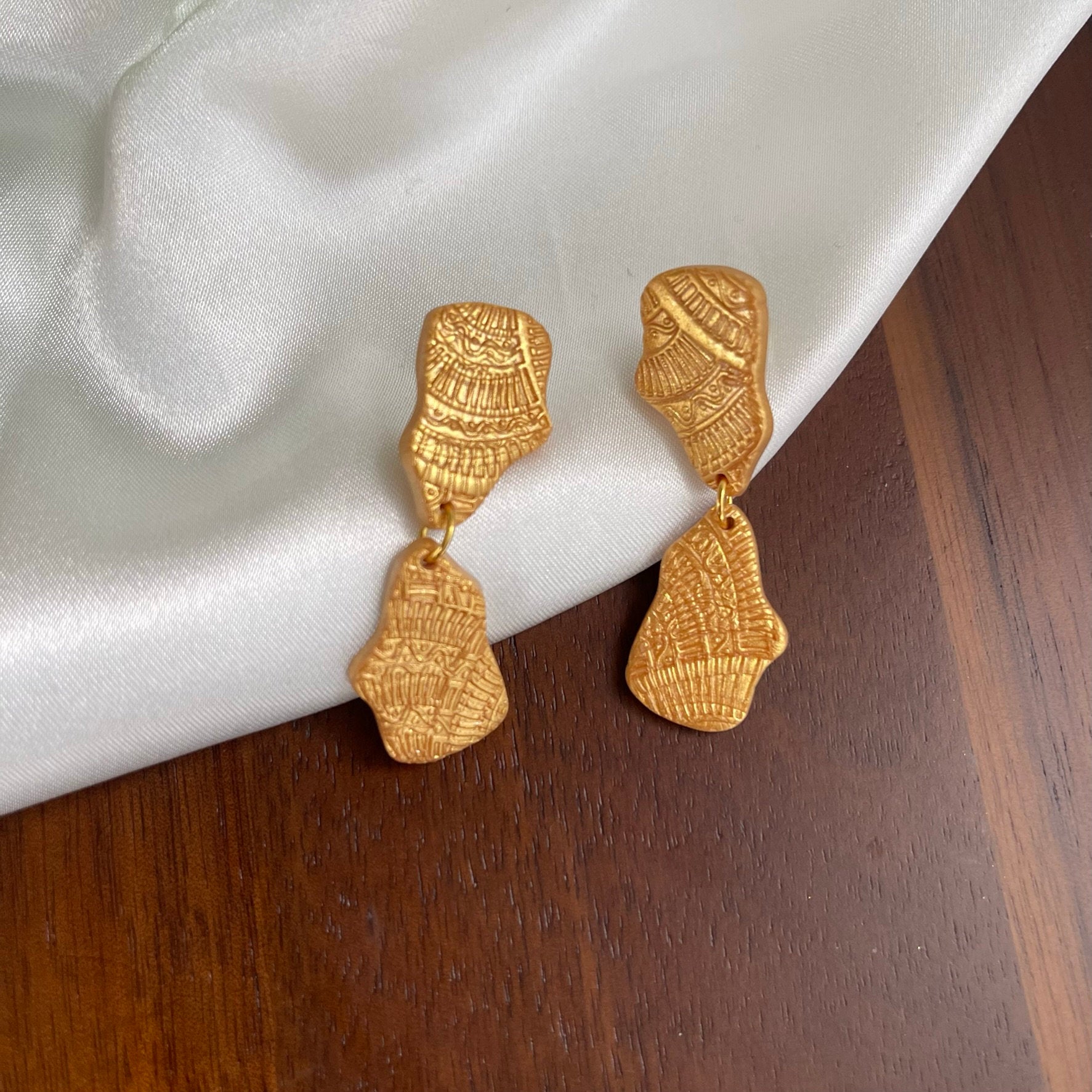 Evivi Earrings