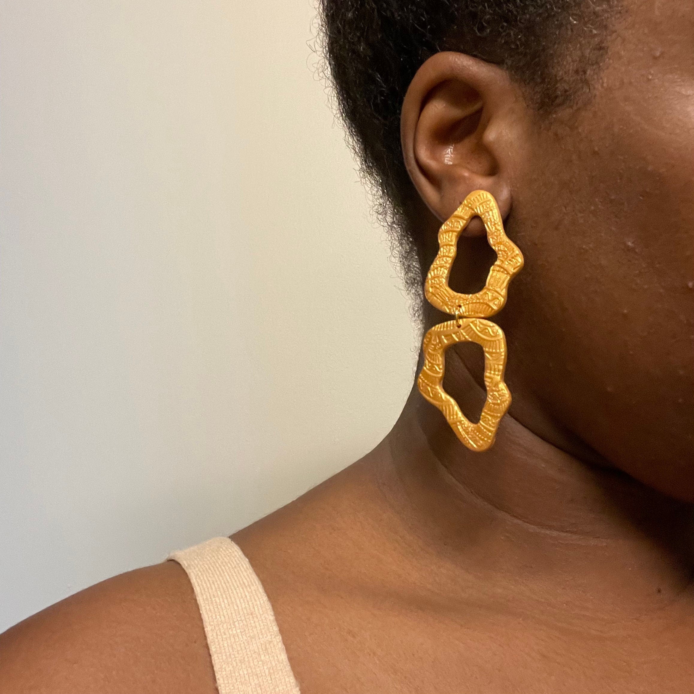 Oni Dangles